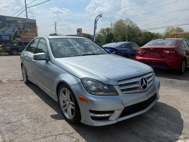 2013 Mercedes-Benz C-CLASS C 300 Luxury 4MATIC