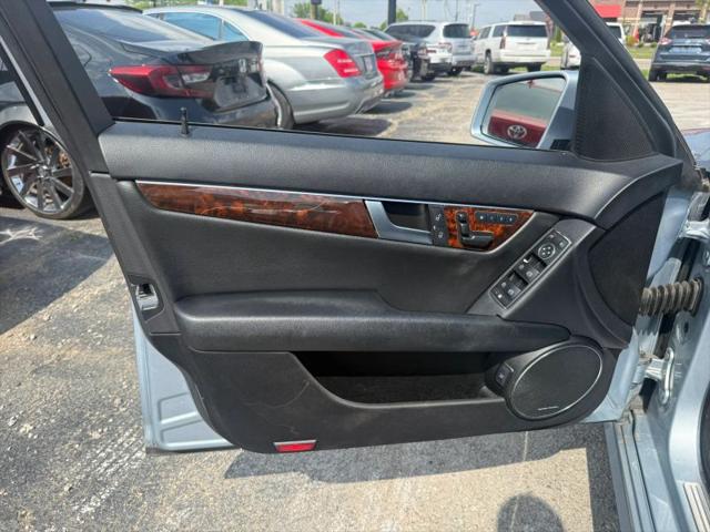 2013 Mercedes-Benz C-CLASS C 300 Luxury 4MATIC