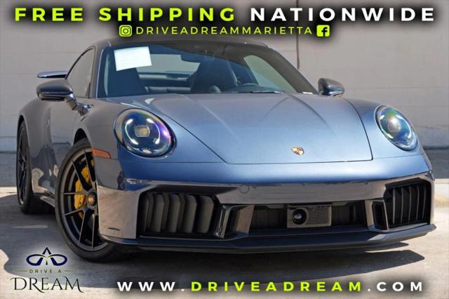 2025 Porsche 911 Carrera 4 GTS