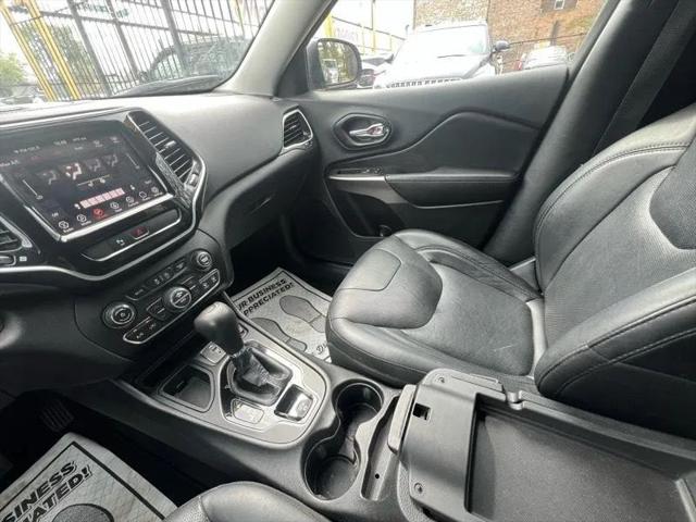 2019 Jeep Cherokee Limited FWD