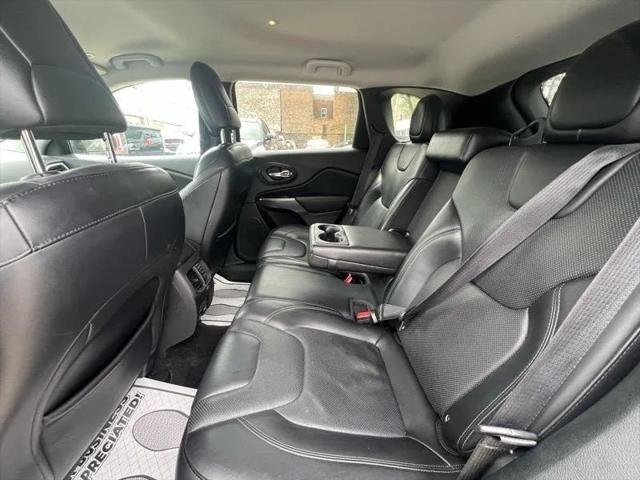 2019 Jeep Cherokee Limited FWD