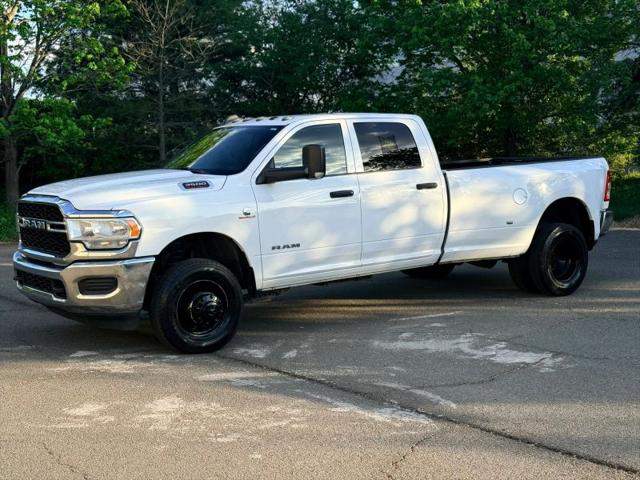 2022 Ram 3500 Tradesman Crew Cab 4x4 8' Box