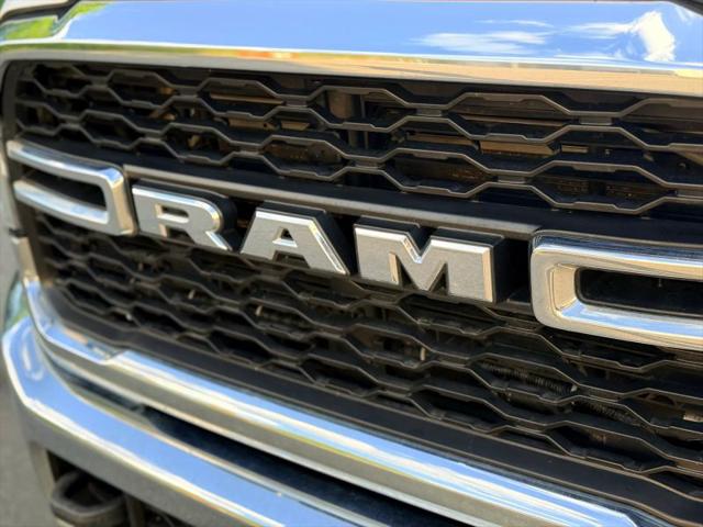 2022 Ram 3500 Tradesman Crew Cab 4x4 8' Box