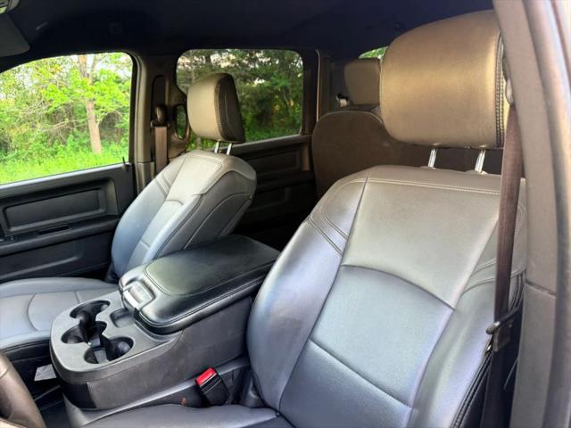 2022 Ram 3500 Tradesman Crew Cab 4x4 8' Box