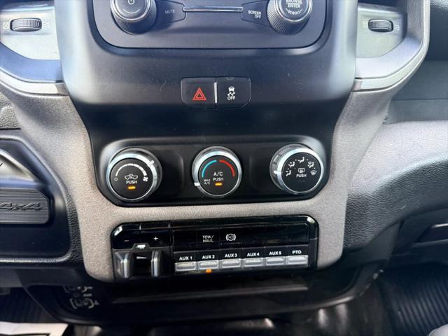 2022 Ram 3500 Tradesman Crew Cab 4x4 8' Box