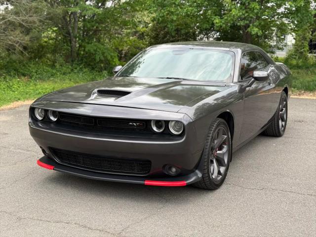 2018 Dodge Challenger SXT Plus