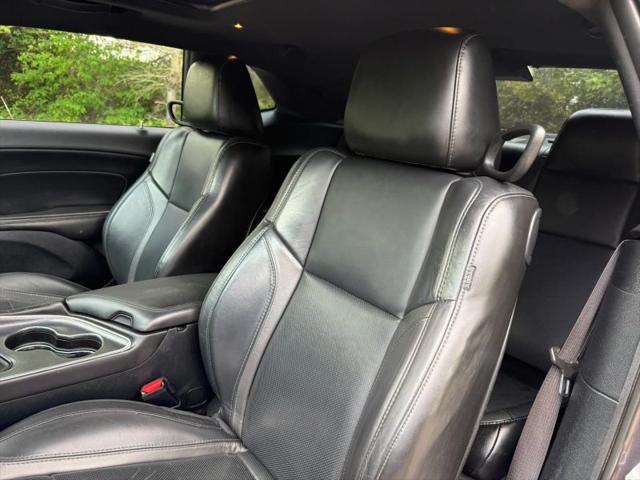 2018 Dodge Challenger SXT Plus