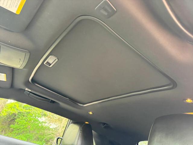 2018 Dodge Challenger SXT Plus