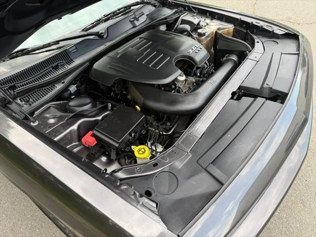 2018 Dodge Challenger SXT Plus