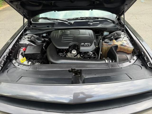 2018 Dodge Challenger SXT Plus