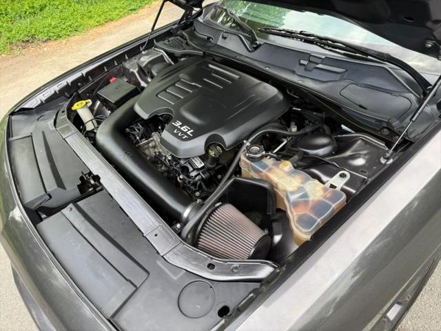 2018 Dodge Challenger SXT Plus