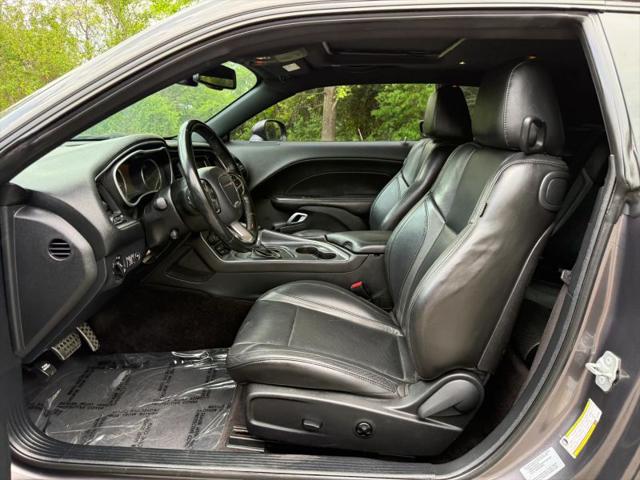 2018 Dodge Challenger SXT Plus