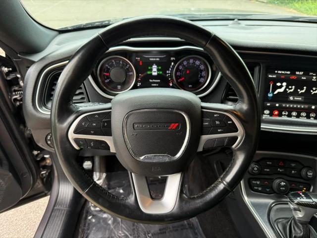 2018 Dodge Challenger SXT Plus