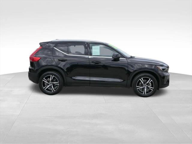2025 Volvo XC40 B5 Core Bright Theme for sale in Van Nuys, CA