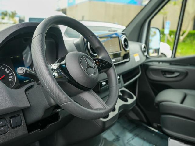 2025 Mercedes-Benz Sprinter 2500 Standard Roof 4-Cyl Diesel HO