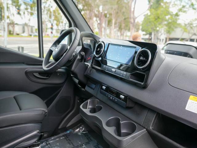 2025 Mercedes-Benz Sprinter 2500 Standard Roof 4-Cyl Diesel HO