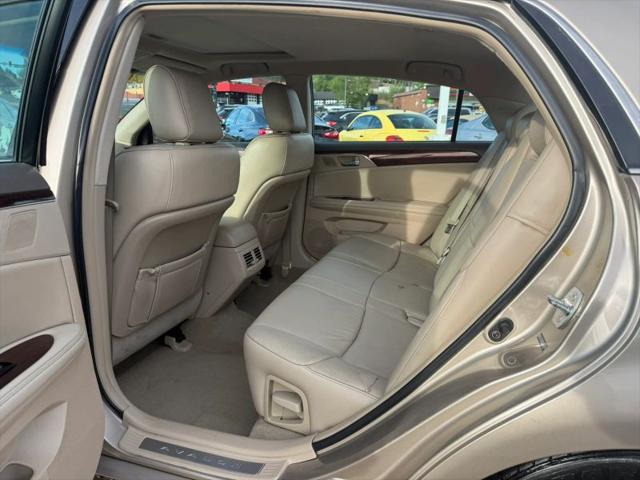 2009 Toyota Avalon XLS
