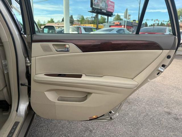2009 Toyota Avalon XLS