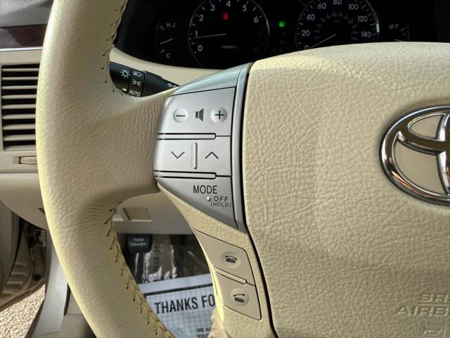 2009 Toyota Avalon XLS
