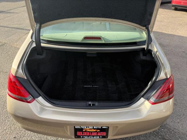 2009 Toyota Avalon XLS