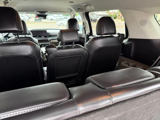 2025 Kia Carnival MPV LXS