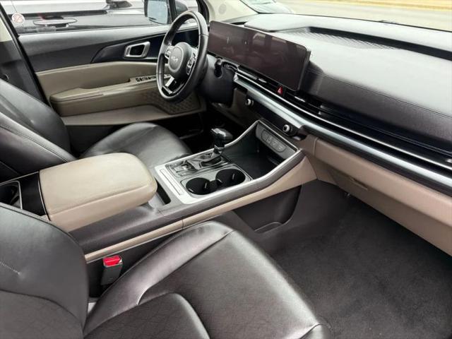 2025 Kia Carnival MPV LXS