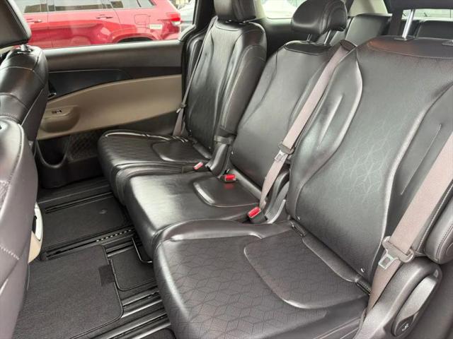 2025 Kia Carnival MPV LXS