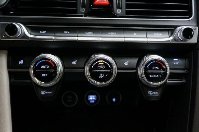 2022 Genesis G70 2.0T AWD