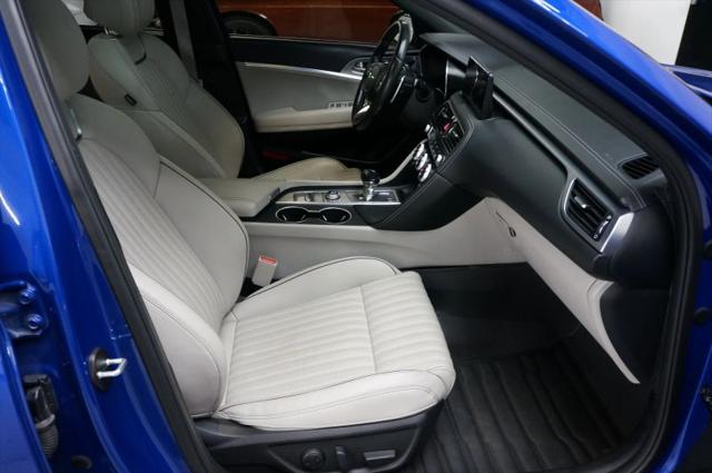 2022 Genesis G70 2.0T AWD