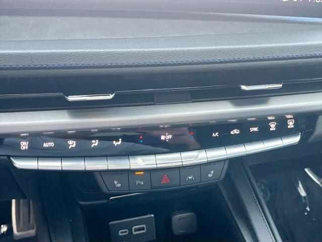 2024 Cadillac XT4 AWD Sport