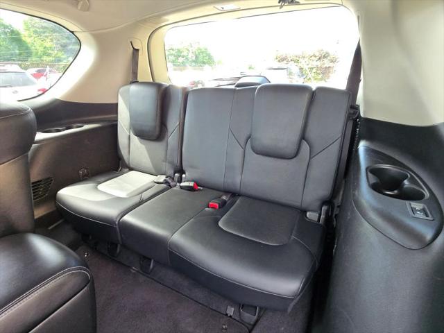 2016 INFINITI QX80 Base