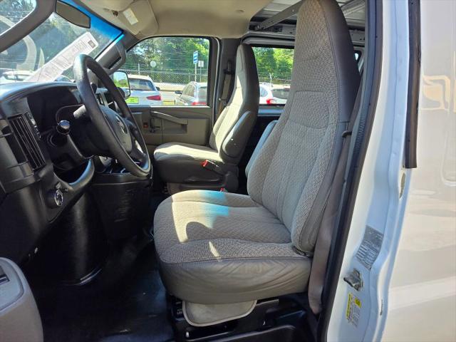 2017 GMC Savana 2500 Work Van