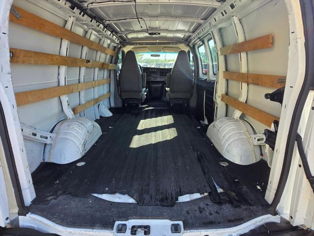 2017 GMC Savana 2500 Work Van