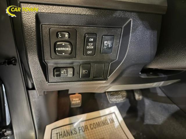 2018 Toyota Tundra SR5 5.7L V8