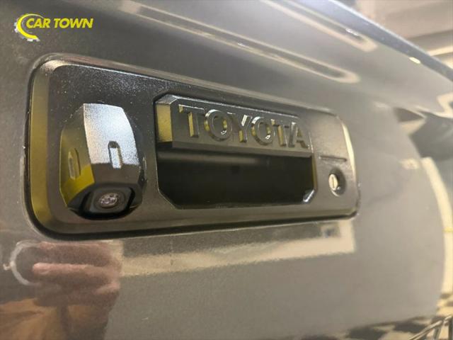 2018 Toyota Tundra SR5 5.7L V8
