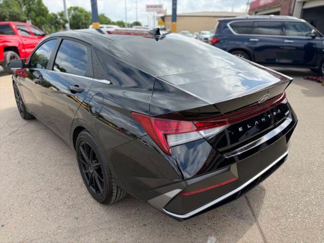 2025 Hyundai Elantra Limited