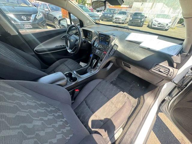 2014 Chevrolet Volt Base