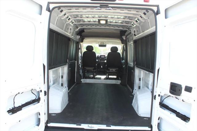 2024 Ram ProMaster 2500 Cargo Van Tradesman High Roof 159" WB w/Pass Seat