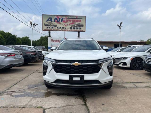 2025 Chevrolet Trax FWD LT
