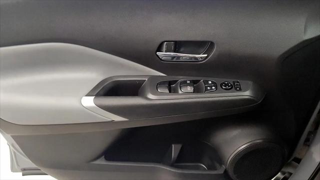 2023 Nissan Kicks SR Xtronic CVT