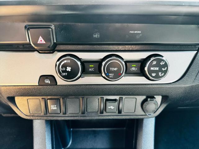 2022 Toyota Tacoma SR