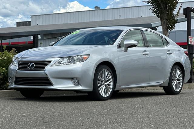 2013 Lexus ES 350 4dr Sdn