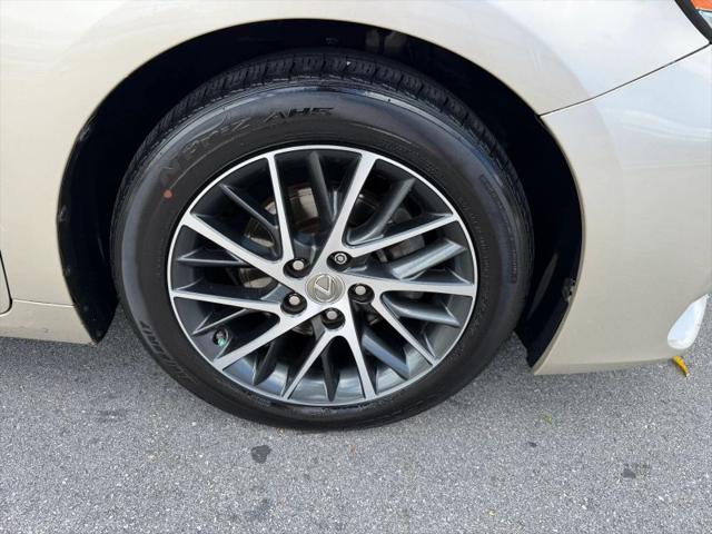 2016 Lexus ES 350 350
