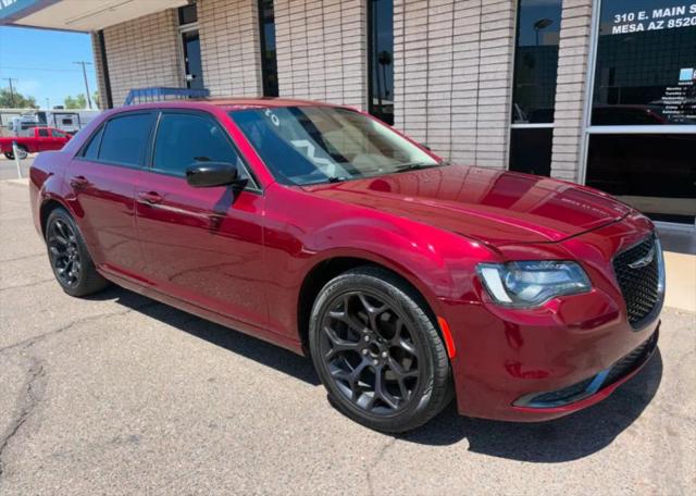 2019 Chrysler 300 Touring