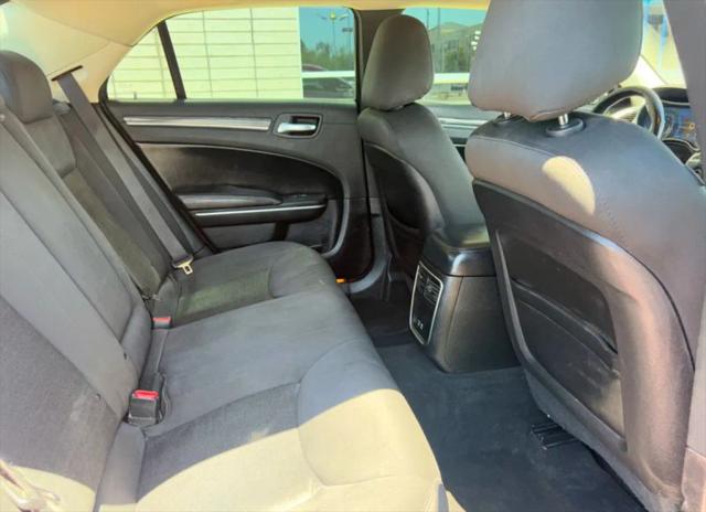 2019 Chrysler 300 Touring