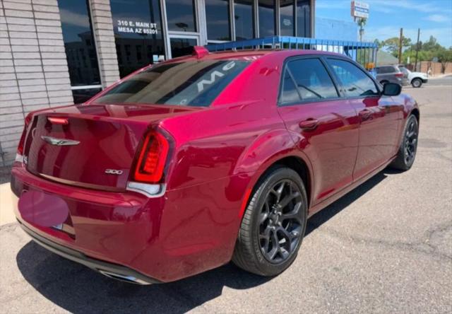 2019 Chrysler 300 Touring