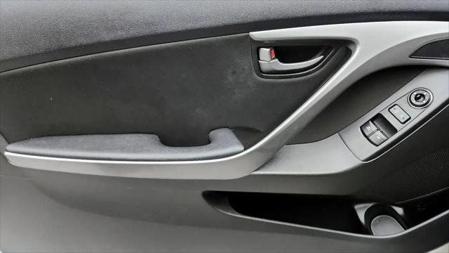 2014 Hyundai Elantra Base