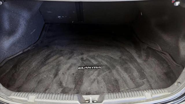 2014 Hyundai Elantra Base