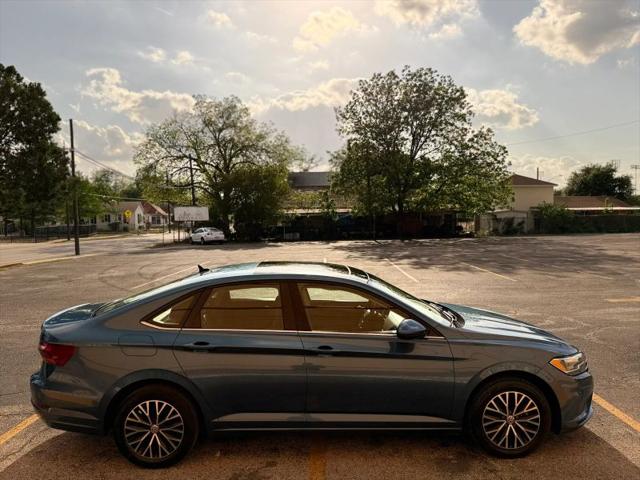 2021 Volkswagen Jetta 1.4T R-Line