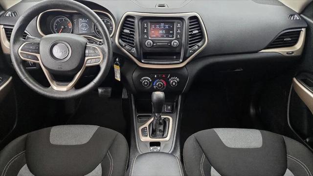 2017 Jeep Cherokee Sport FWD